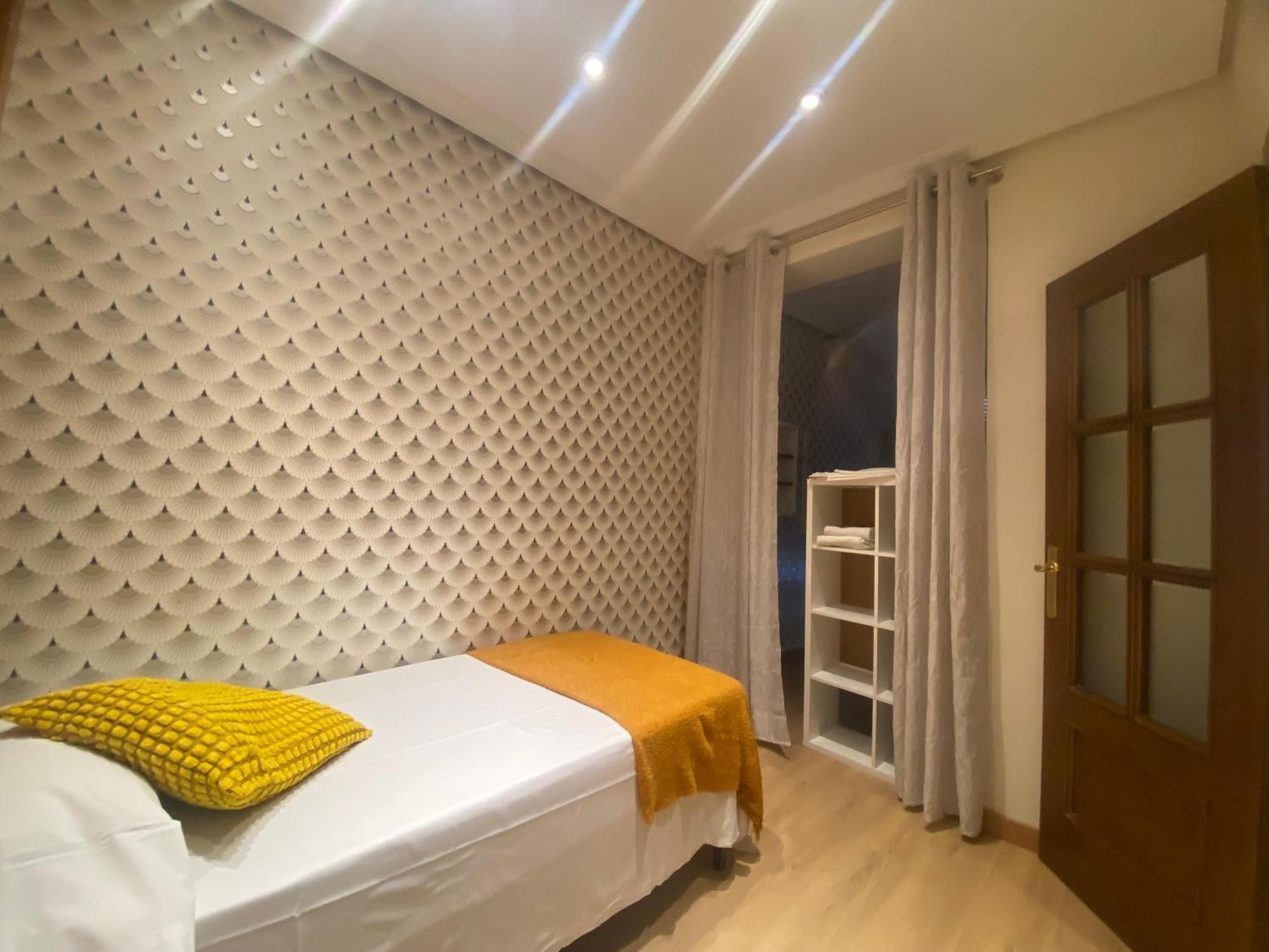 Appartement El Jardin Del Angel Ferrocarril à Madrid Extérieur photo